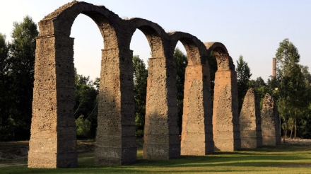 07small. Acqui Terme - Archi Romani