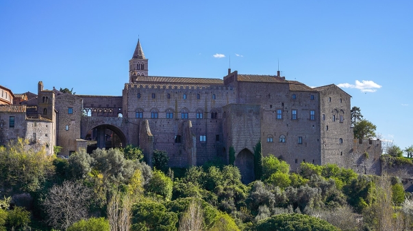 Palazzo_dei_Papi_(Viterbo)_2022